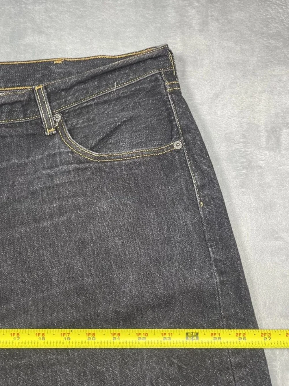 Vtg Levi’s 501 Button Fly Black Denim Jeans USA Style 44x32 Raw Hem 100% Cotton